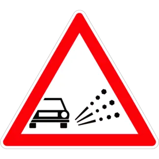 Kavicsfelverődés KRESZ közlekedési tábla