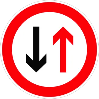 A szembejövő forgalom elsőbbsége KRESZ közlekedési tábla