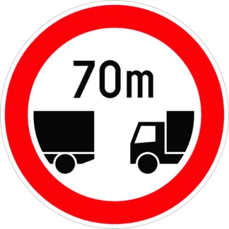 Tehergépkocsik legkisebb követési távolsága KRESZ közlekedési tábla
